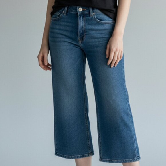 Riders by Lee Mid Rise Denim Blue Capri Jeans Size 10 - Picture 2 of 11